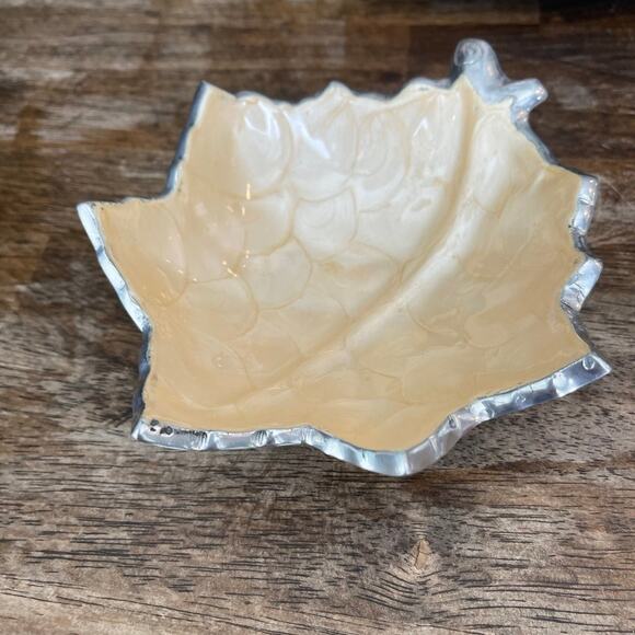 Julia Knight autumn Leaf bowl enameled - Picture 5 of 12